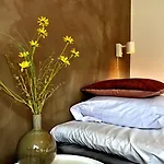 Otel Gammel Havn 3*